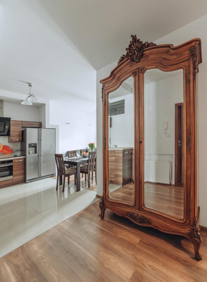 Apartment Rynek - Zielona Kamienica *