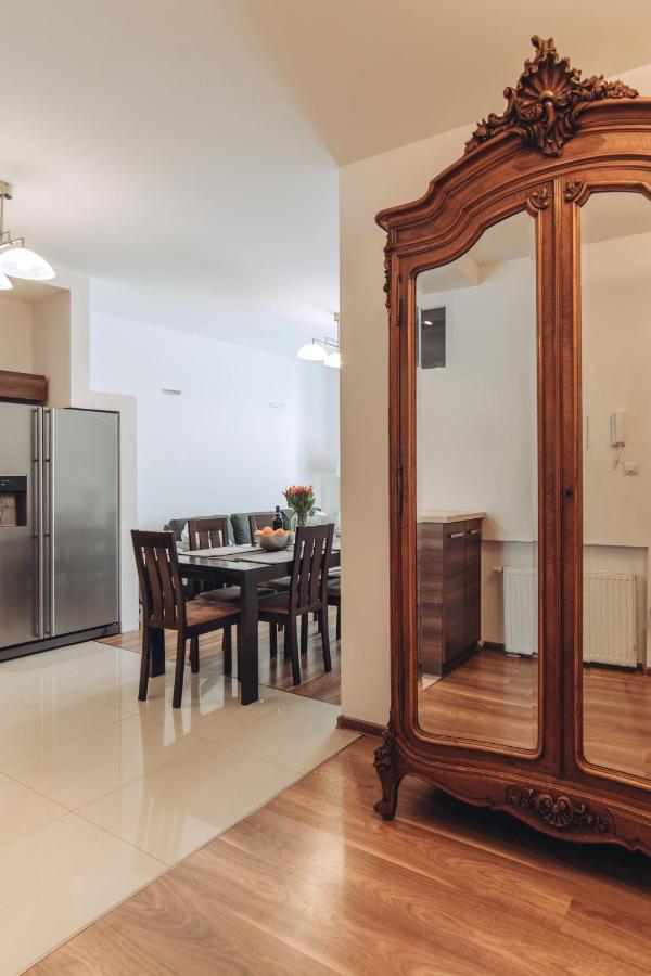 Apartment Rynek - Zielona Kamienica